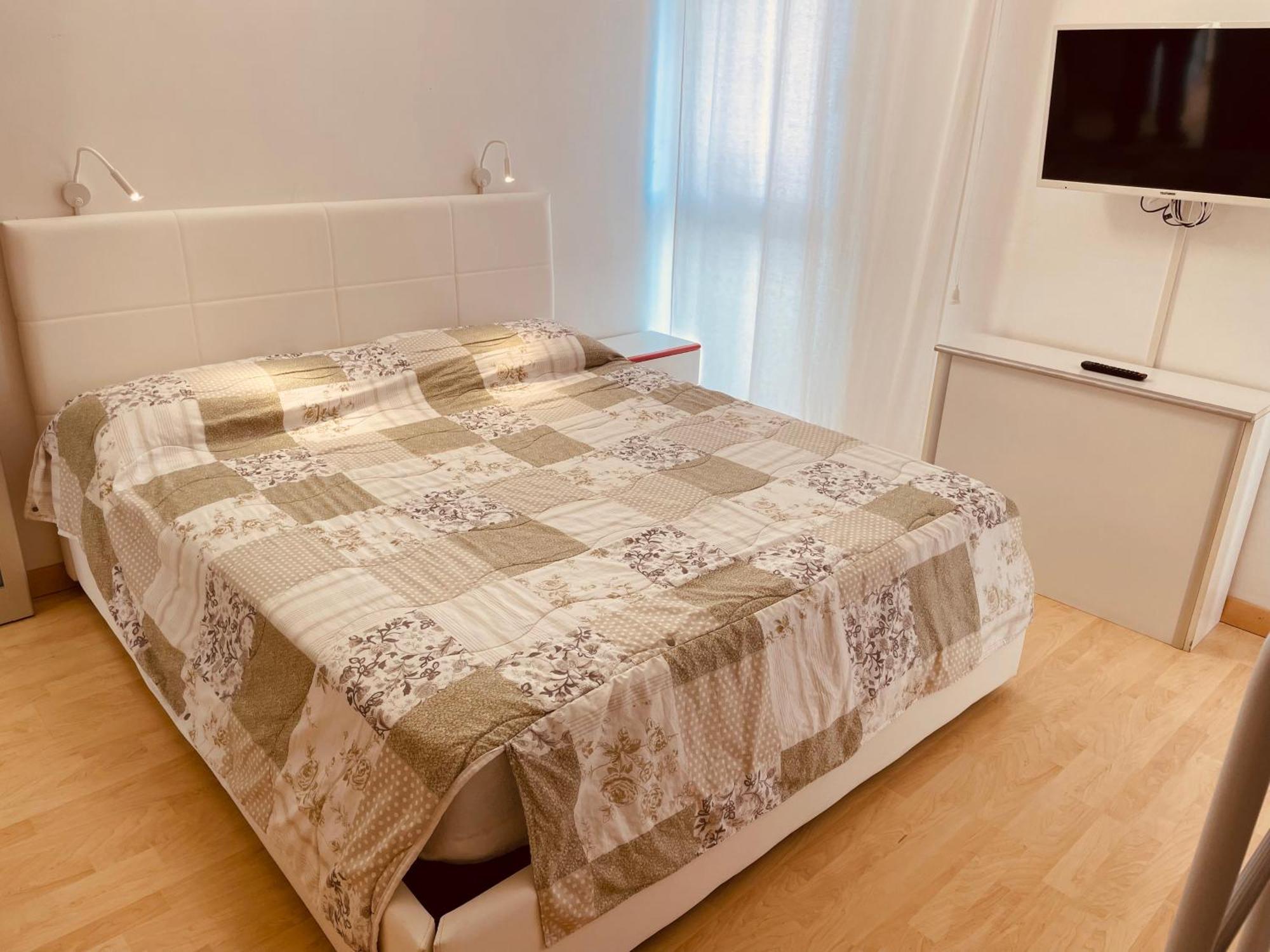 App4Rent Augustus Sea View - Family House - Wifi&Parking - 3 Rooms Lido di Jesolo Exteriör bild