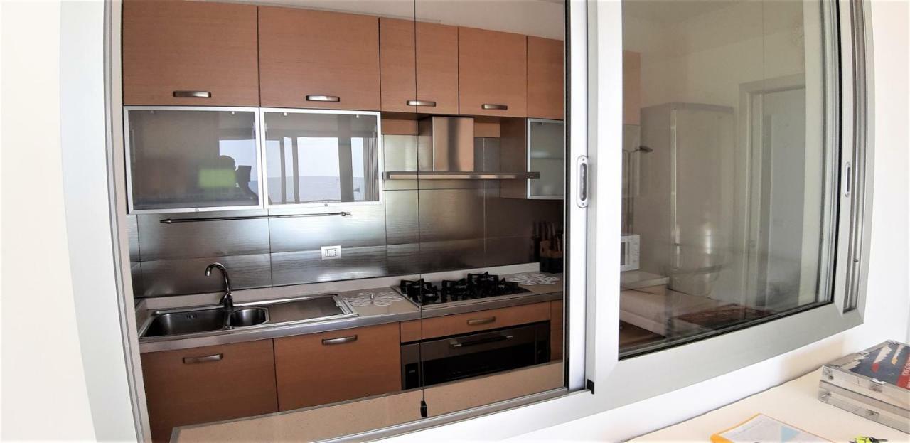 App4Rent Augustus Sea View - Family House - Wifi&Parking - 3 Rooms Lido di Jesolo Exteriör bild
