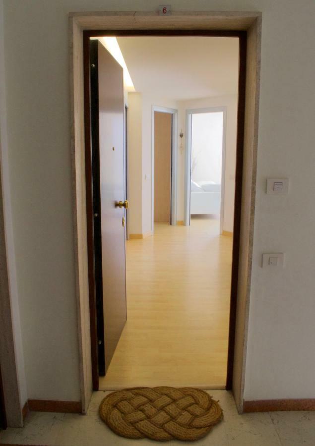 App4Rent Augustus Sea View - Family House - Wifi&Parking - 3 Rooms Lido di Jesolo Exteriör bild